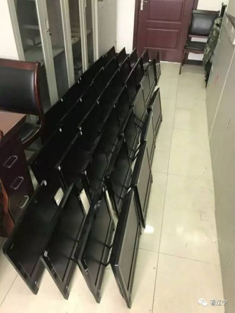 洗完澡想換衣服，電腦竟在直播自己！賓館30多臺電腦被裝監(jiān)控，誰干的？