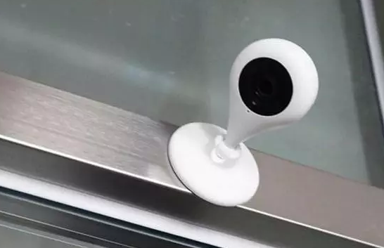 自己裝監(jiān)控卻把自己坑了 老板娘被盜走8萬(wàn)多